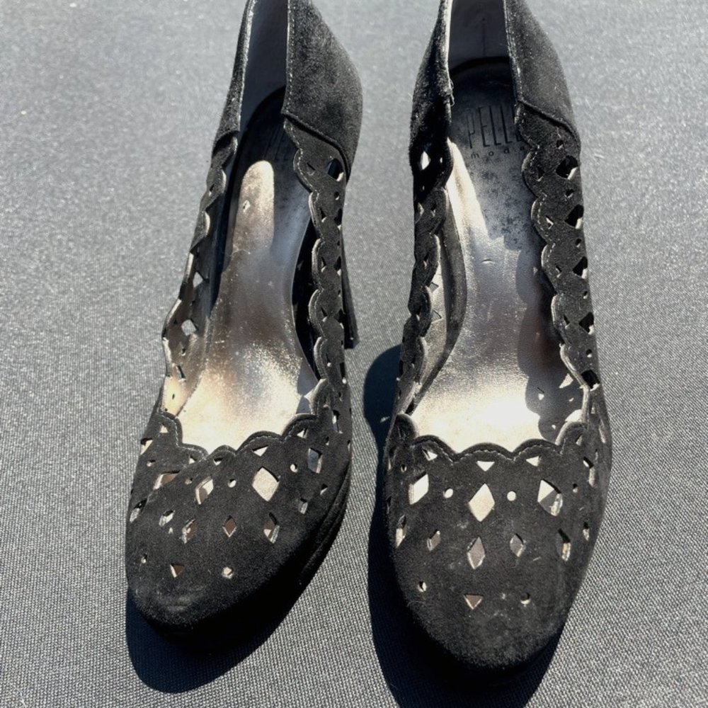 Pelle Moda Black heels, size 9